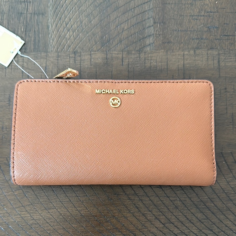 Michael Kors Tan Wallet Elegant Design Gold Details